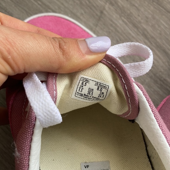 Vans Shoes - Picture 2 of 3